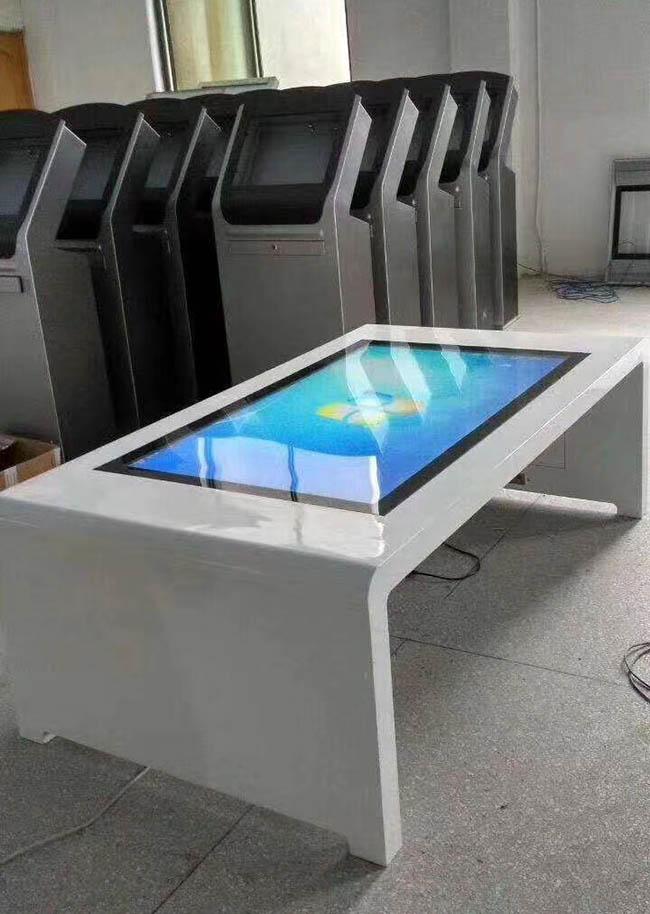 Multi chiosco del touch screen dello schermo attivabile al tatto di pubblicità LCD astuta della Tabella per la Tabella/conferenza del bar