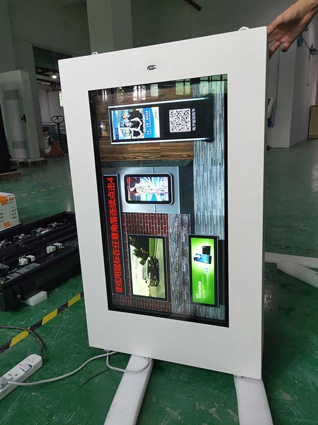 Chiosco LCD a 32 pollici all'aperto del contrassegno di Digital dello schermo di pubblicità dell'esposizione dei cartelloni pubblicitari di Digital